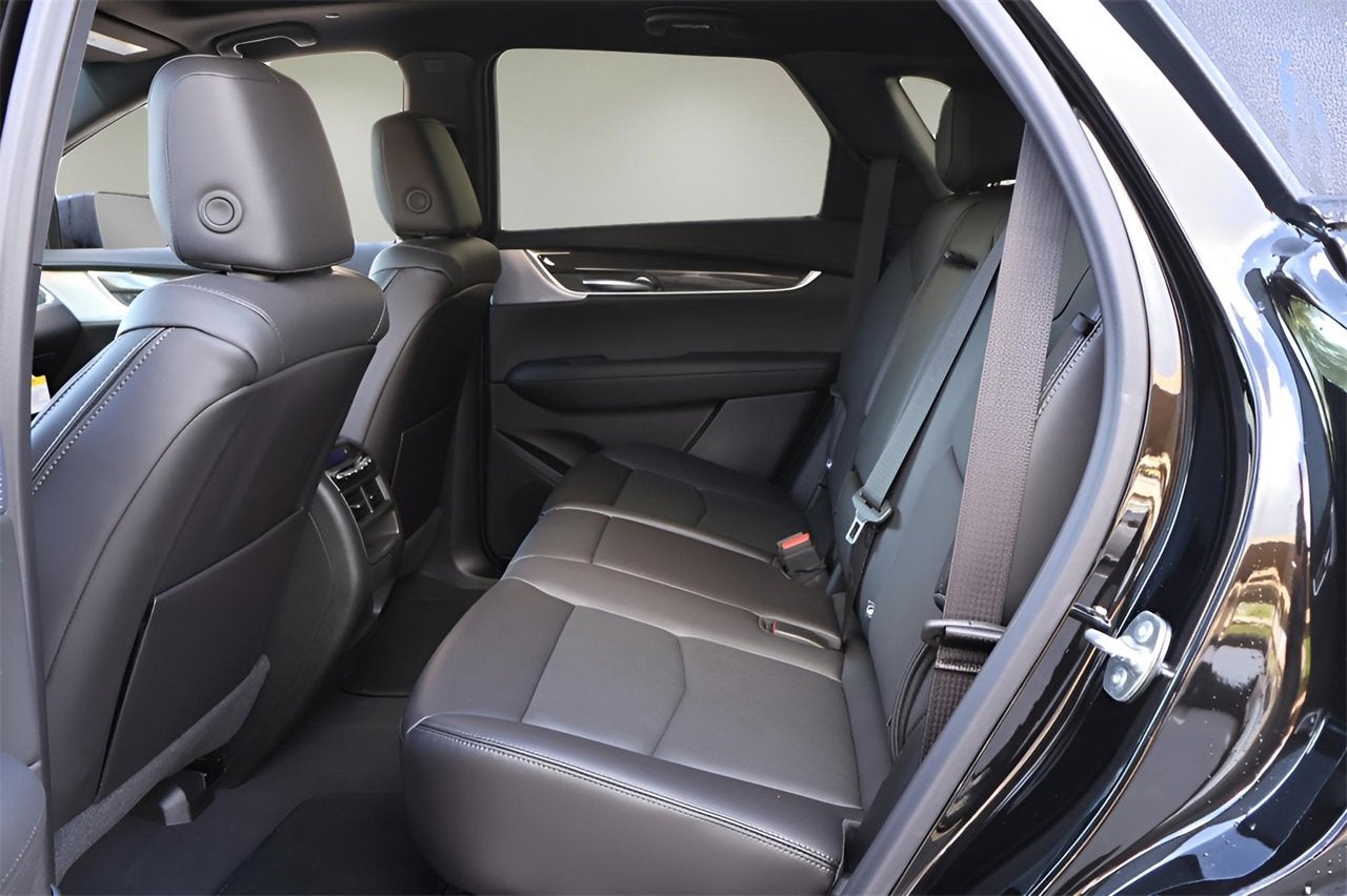 2025 Cadillac XT5 Sport