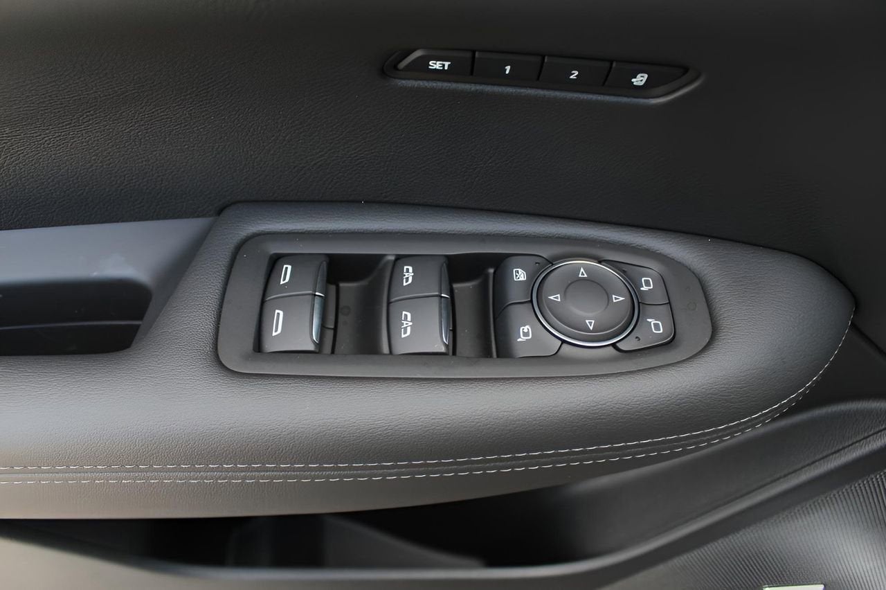 2025 Cadillac XT6 Luxury