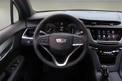 2025 Cadillac XT6 Luxury