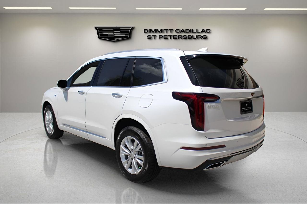 2025 Cadillac XT6 Luxury
