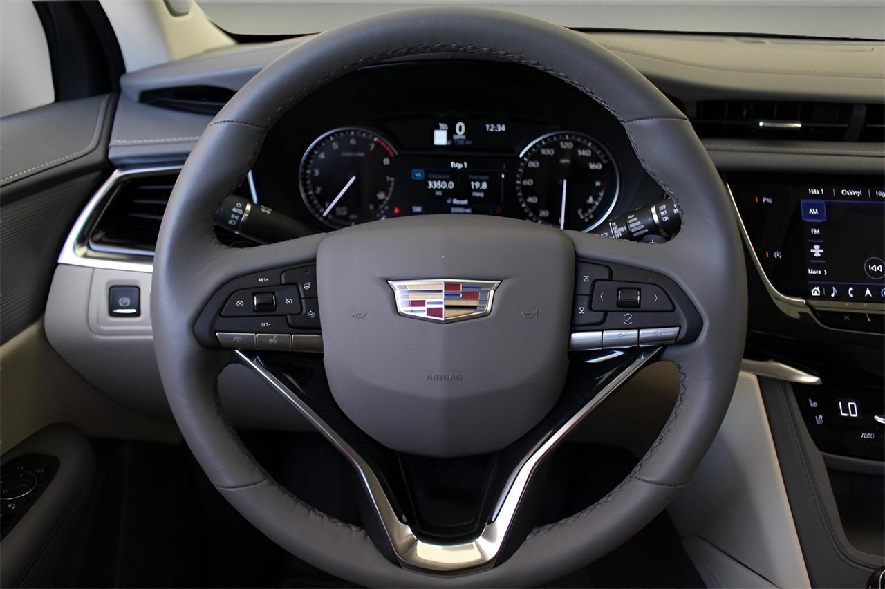2025 Cadillac XT6 Premium Luxury