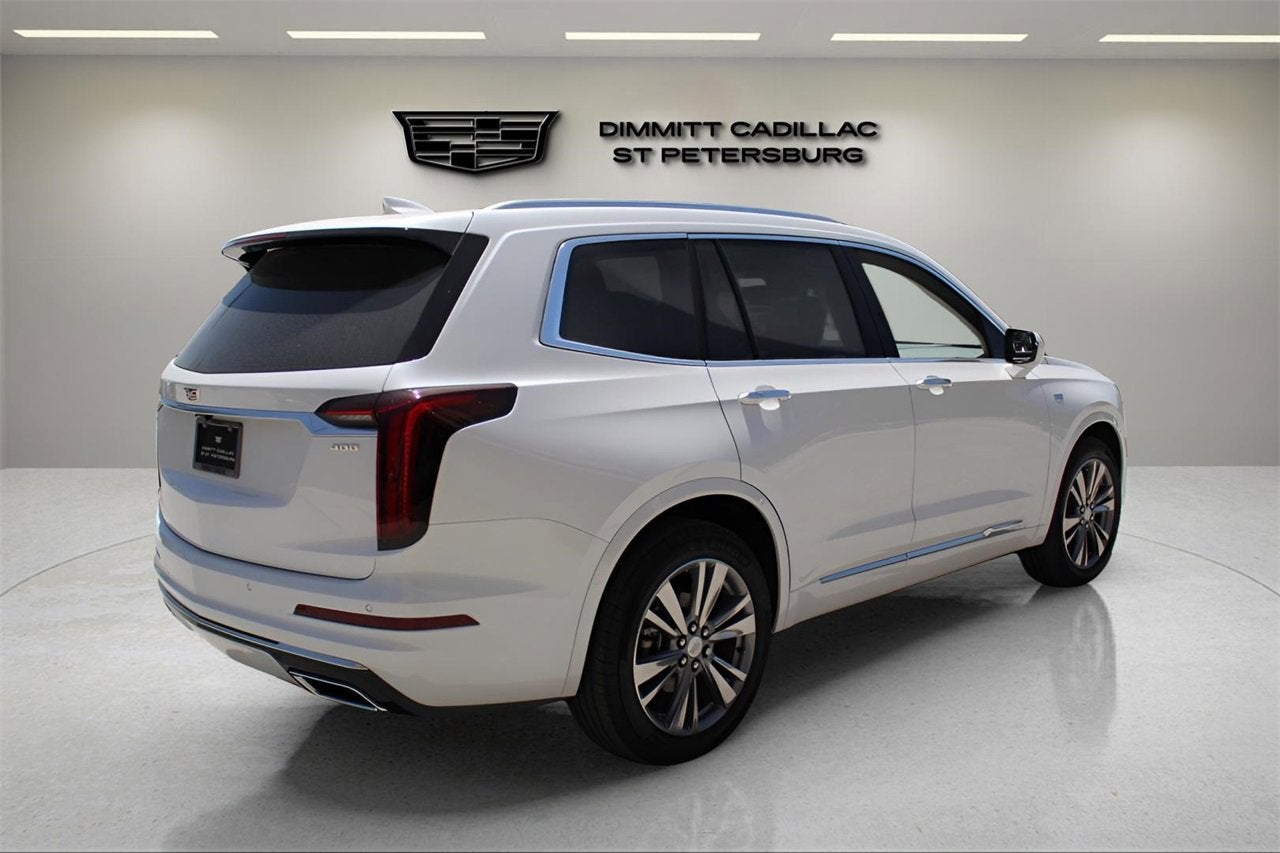 2025 Cadillac XT6 Premium Luxury