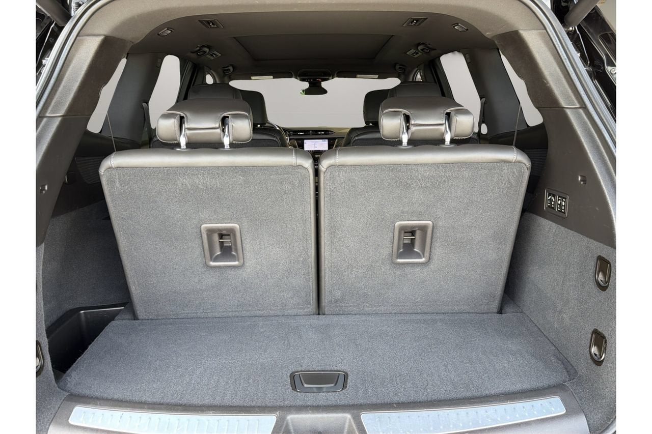 2023 Cadillac XT6 FWD Premium Luxury