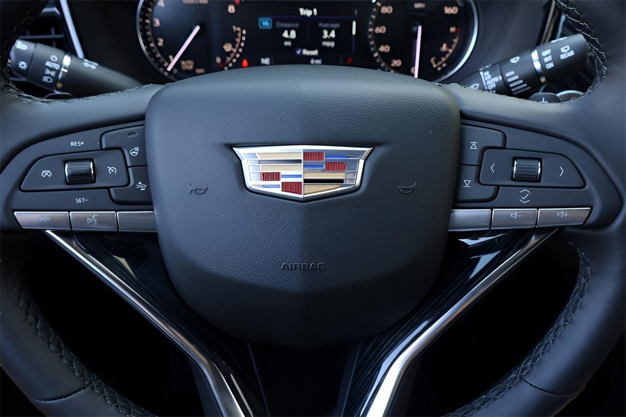 2025 Cadillac XT6 Premium Luxury