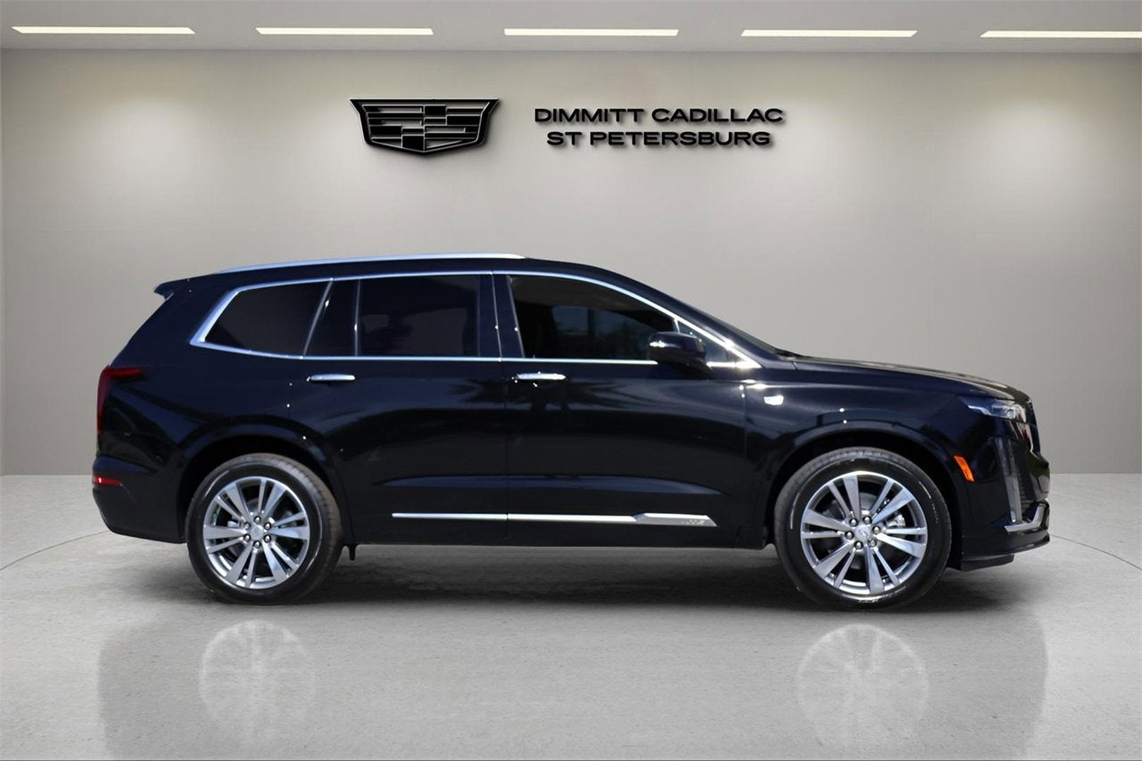 2025 Cadillac XT6 Premium Luxury