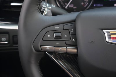 2025 Cadillac XT6 Sport