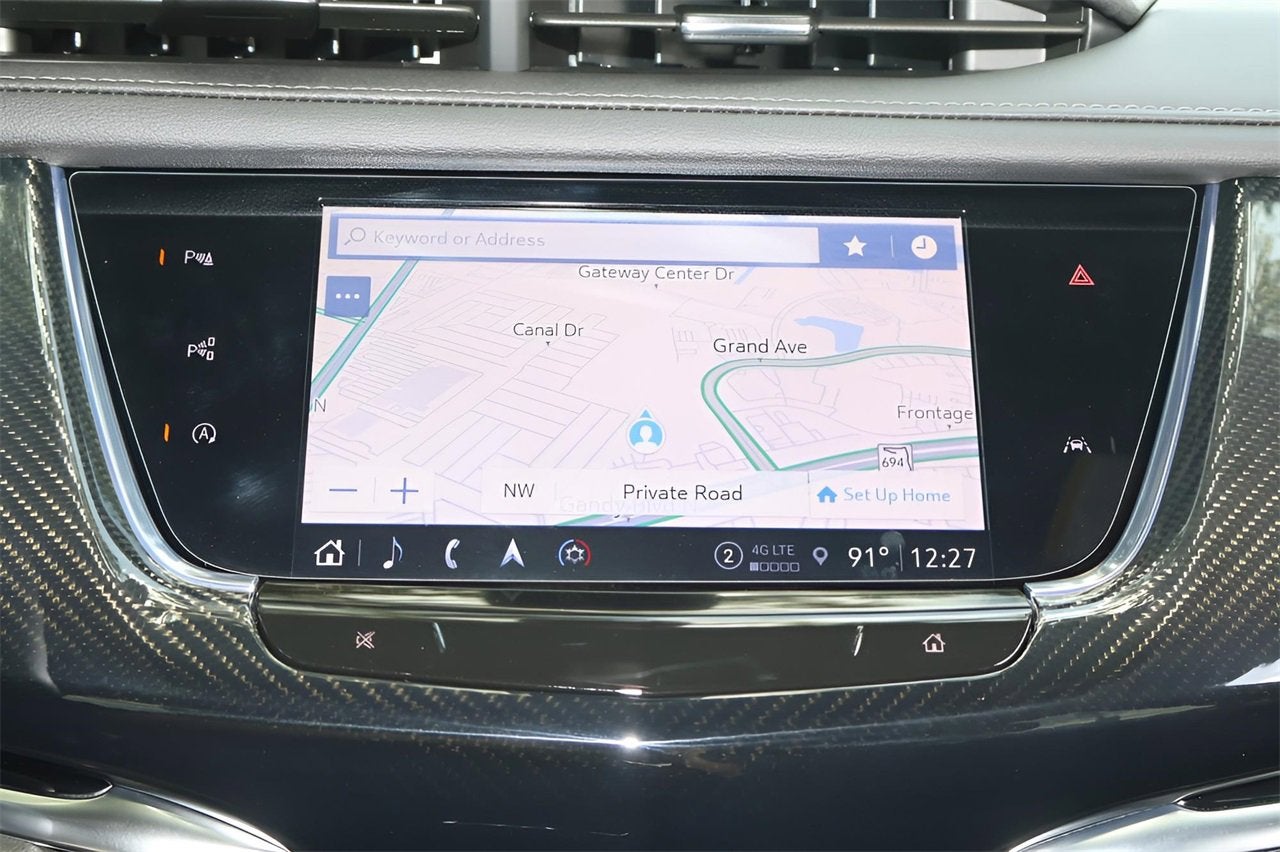 2025 Cadillac XT6 Sport