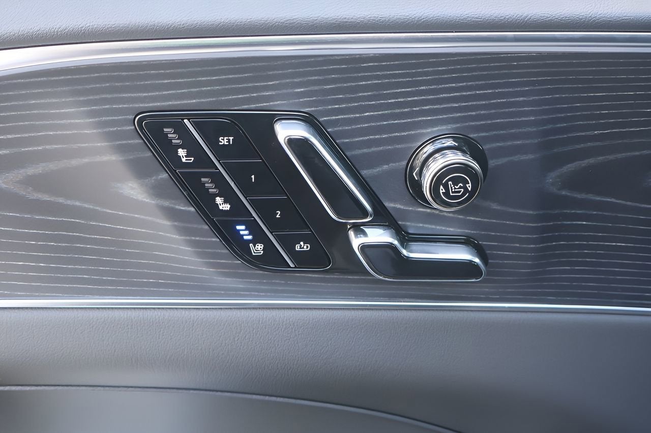 2026 Cadillac LYRIQ Premium Luxury