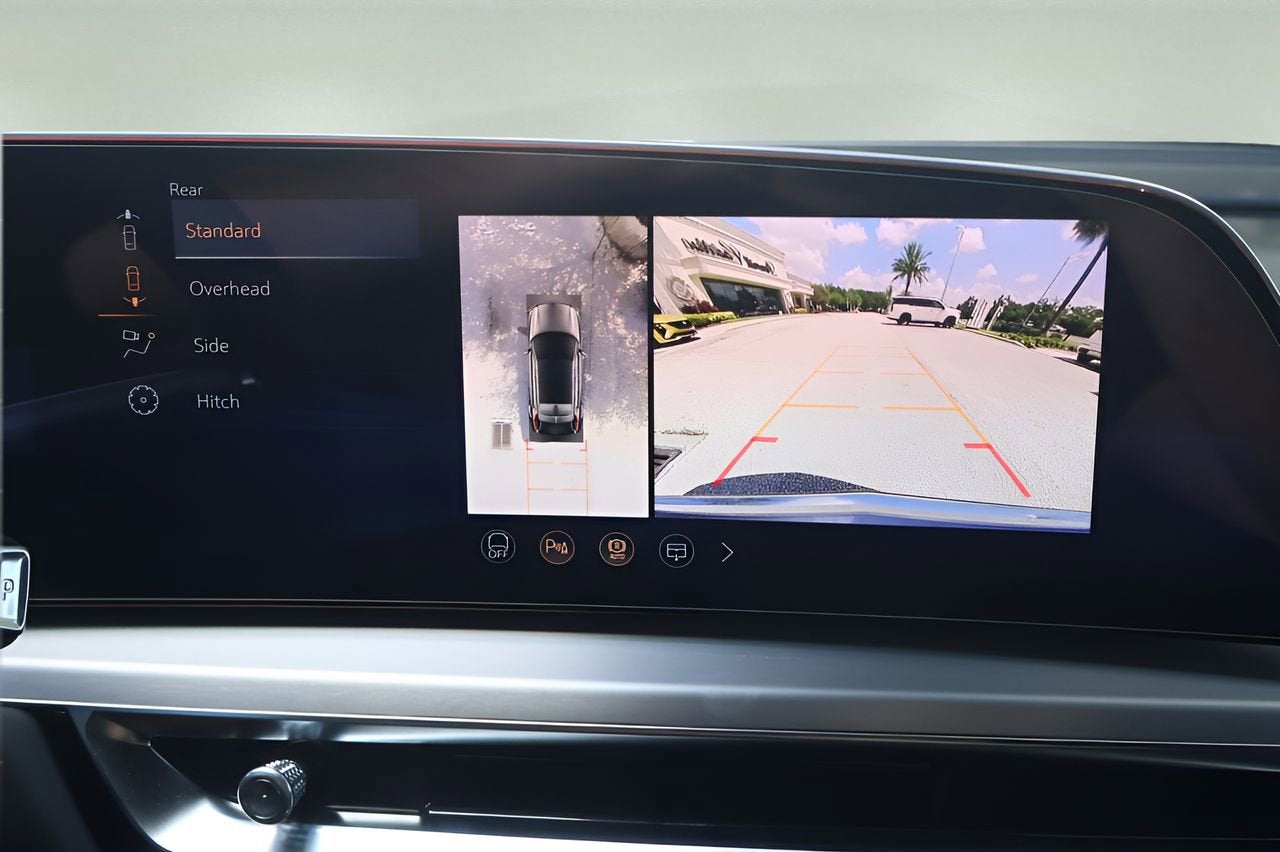 2026 Cadillac LYRIQ Premium Luxury