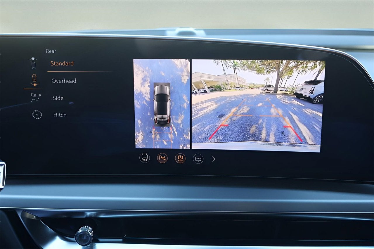 2026 Cadillac LYRIQ Premium Luxury