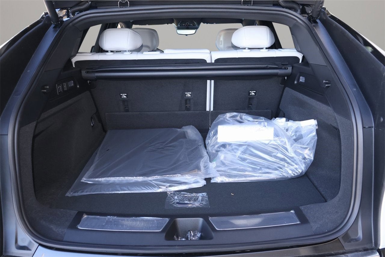 2026 Cadillac LYRIQ Premium Luxury