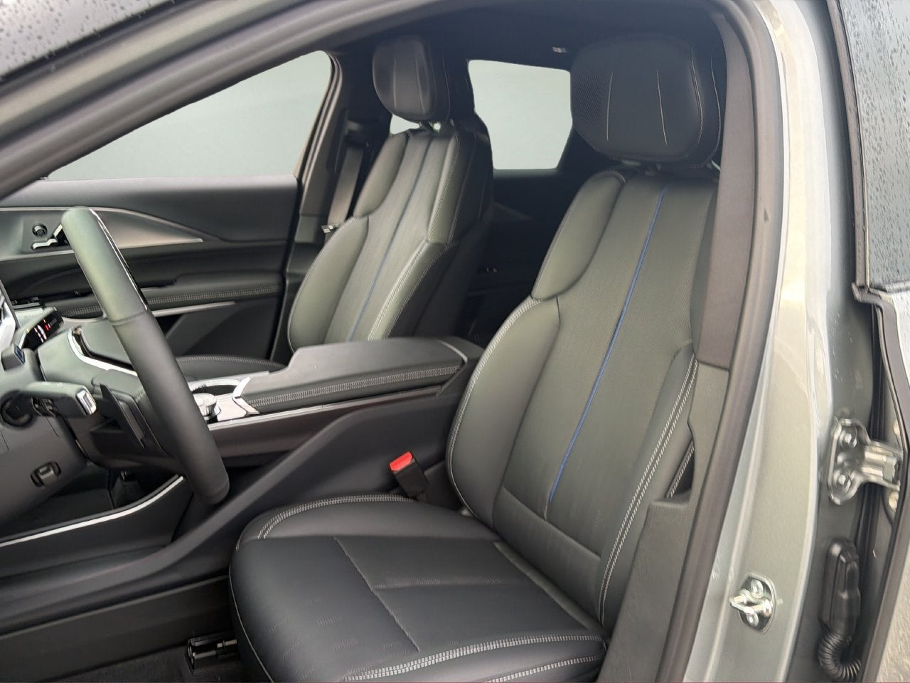 2027 Cadillac LYRIQ Premium Luxury
