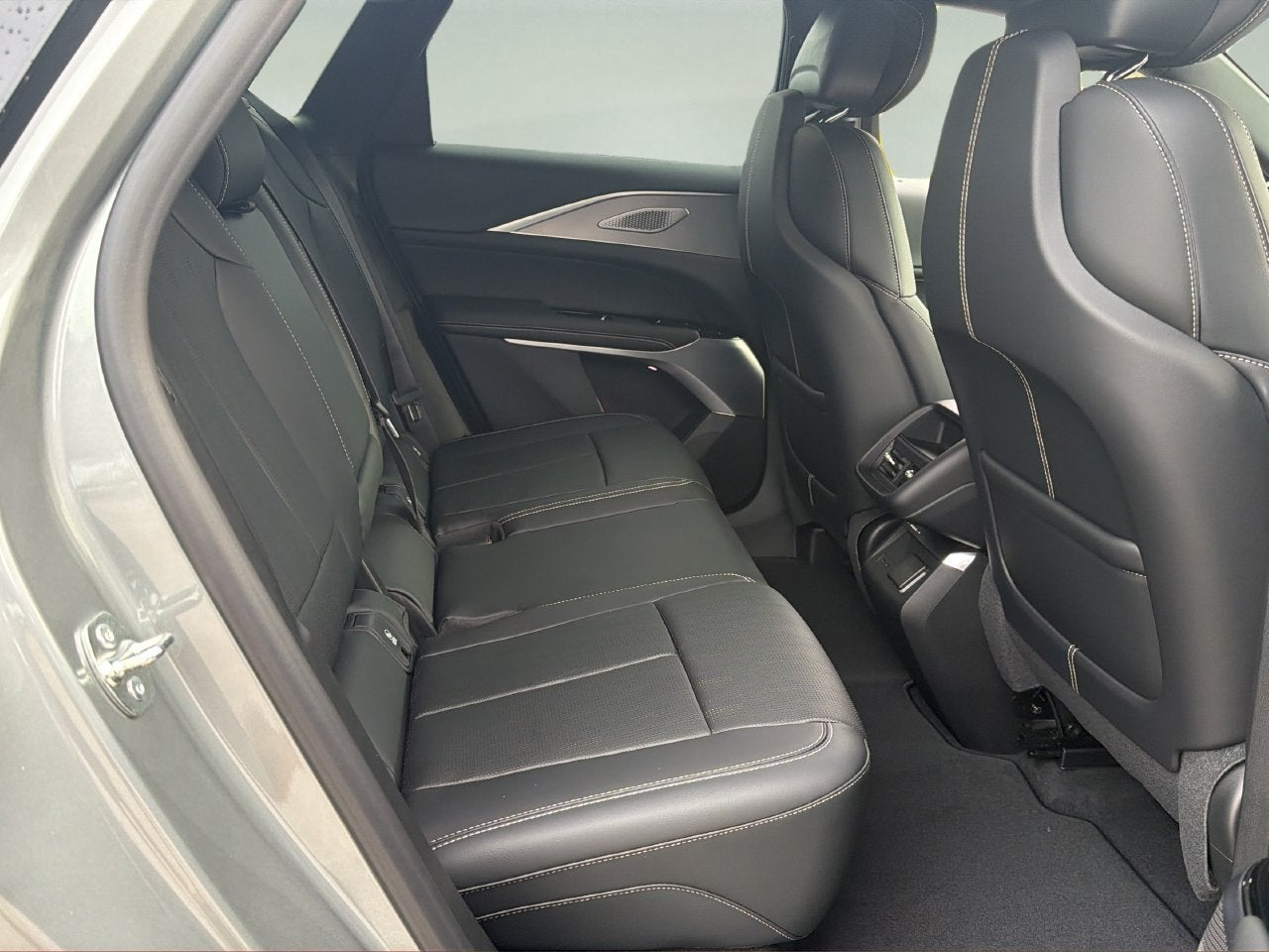 2027 Cadillac LYRIQ Premium Luxury