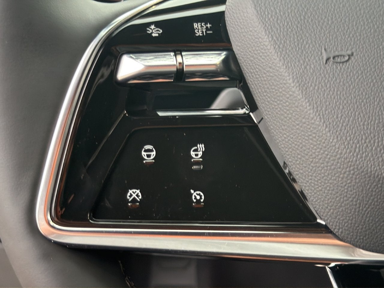 2027 Cadillac LYRIQ Premium Luxury