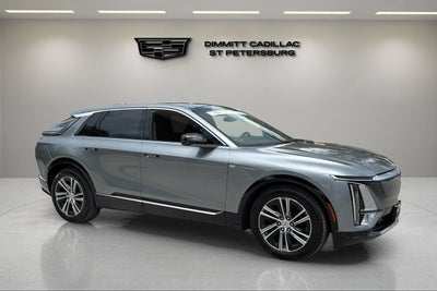 2024 Cadillac LYRIQ Luxury 2