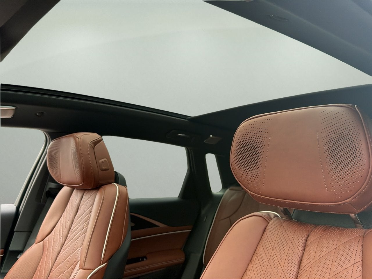 2027 Cadillac LYRIQ Signature Luxury