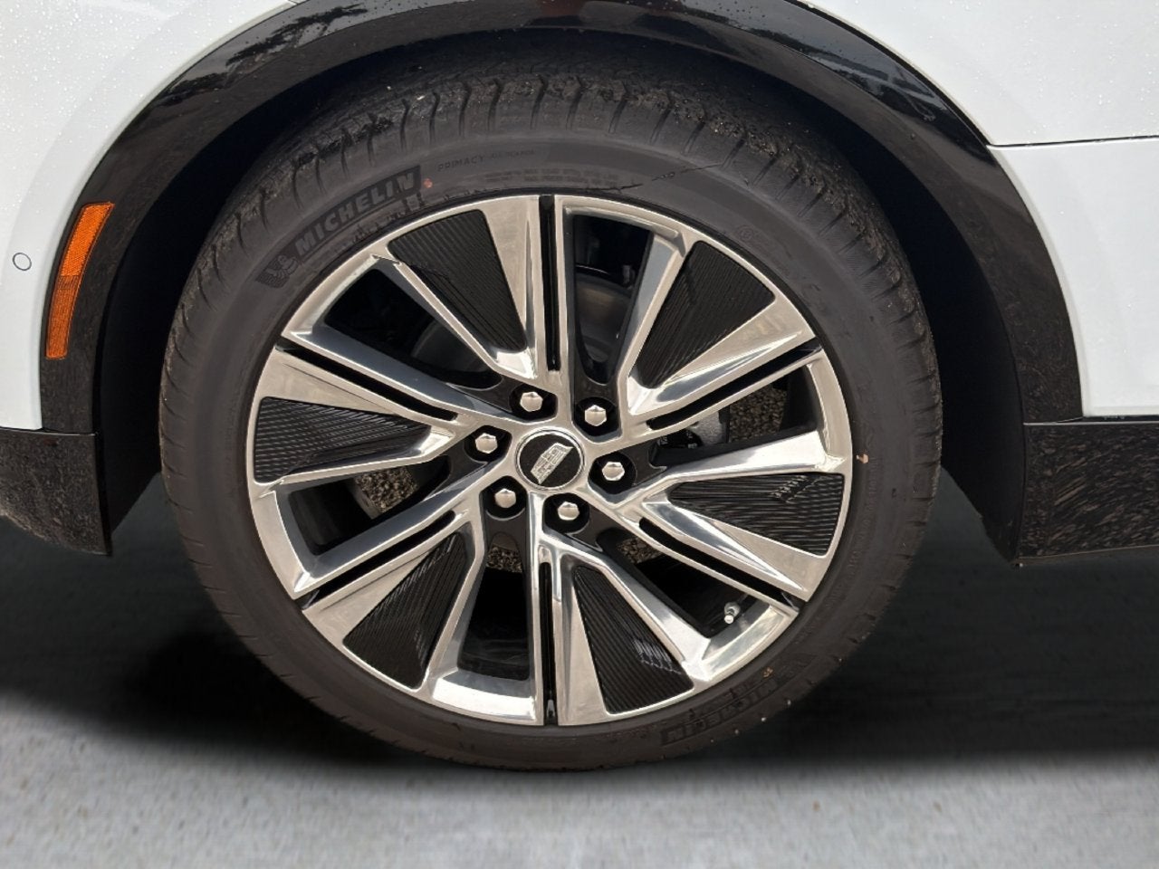 2027 Cadillac LYRIQ Signature Luxury