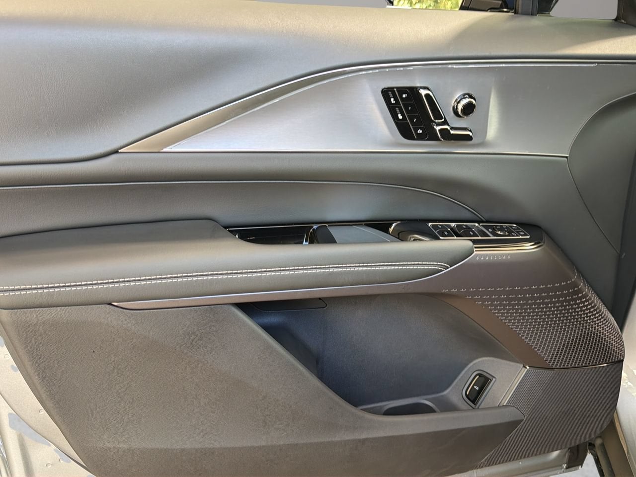 2027 Cadillac LYRIQ Sport