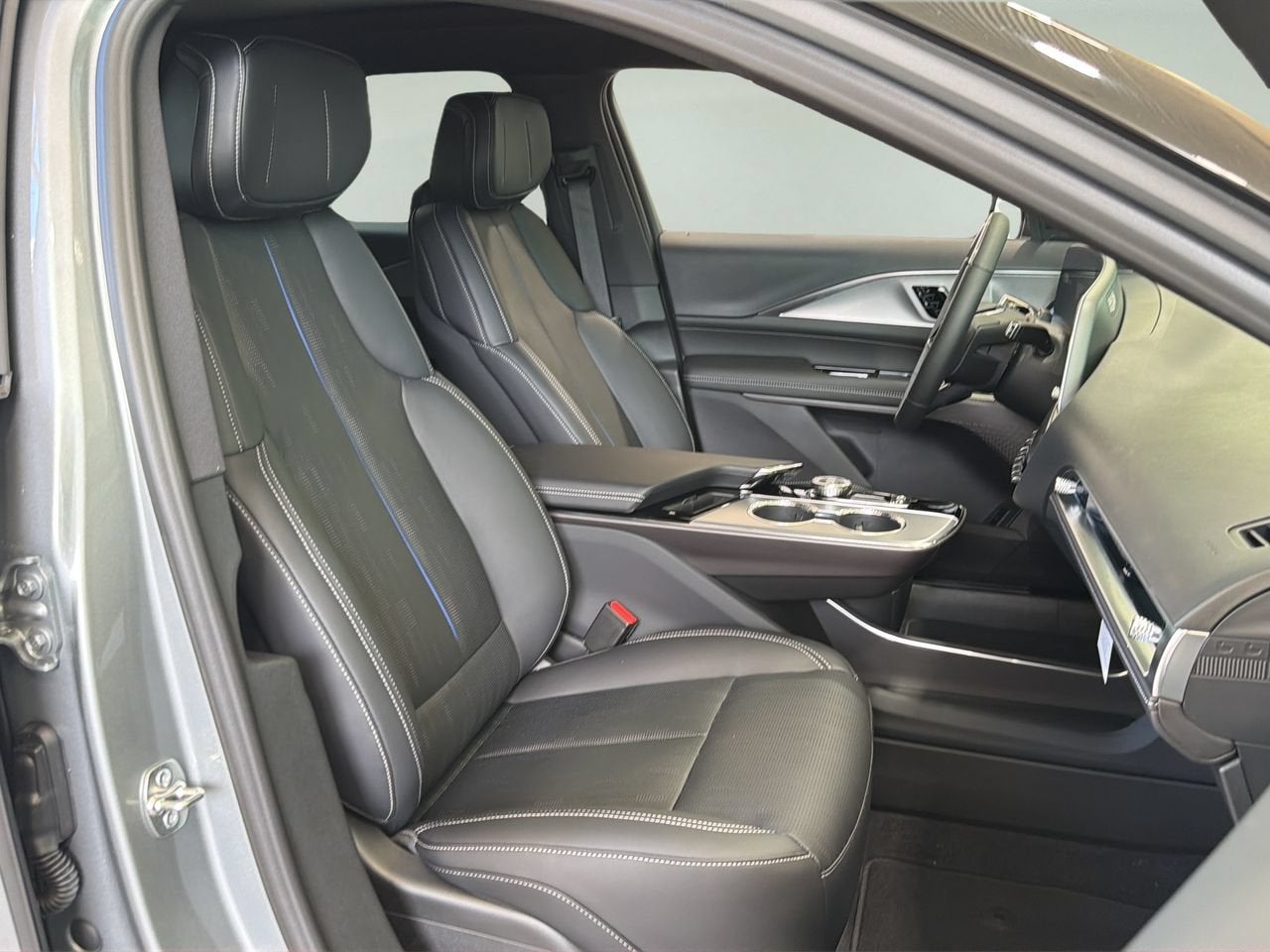 2027 Cadillac LYRIQ Sport