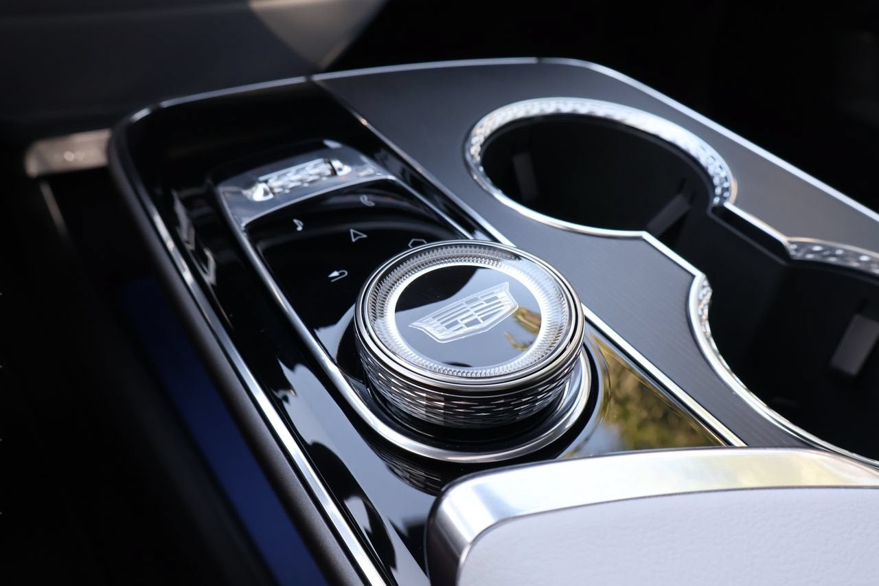 2026 Cadillac LYRIQ Sport