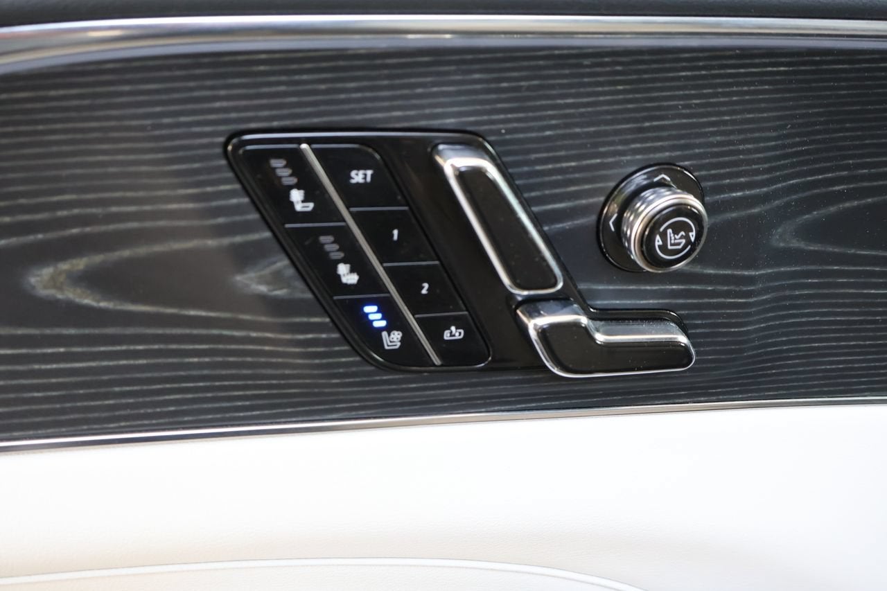 2024 Cadillac LYRIQ Sport 2