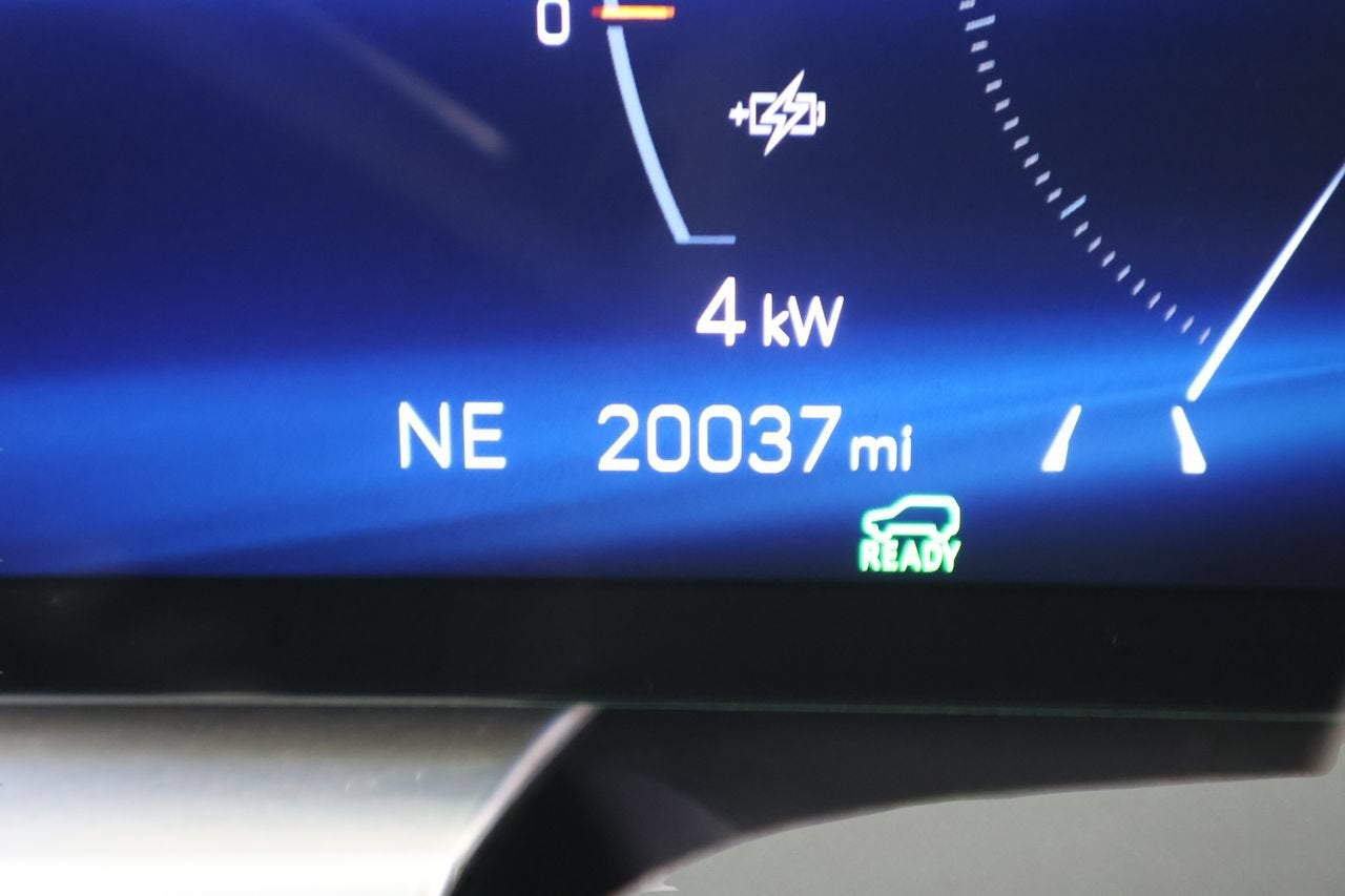 2024 Cadillac LYRIQ Sport 2