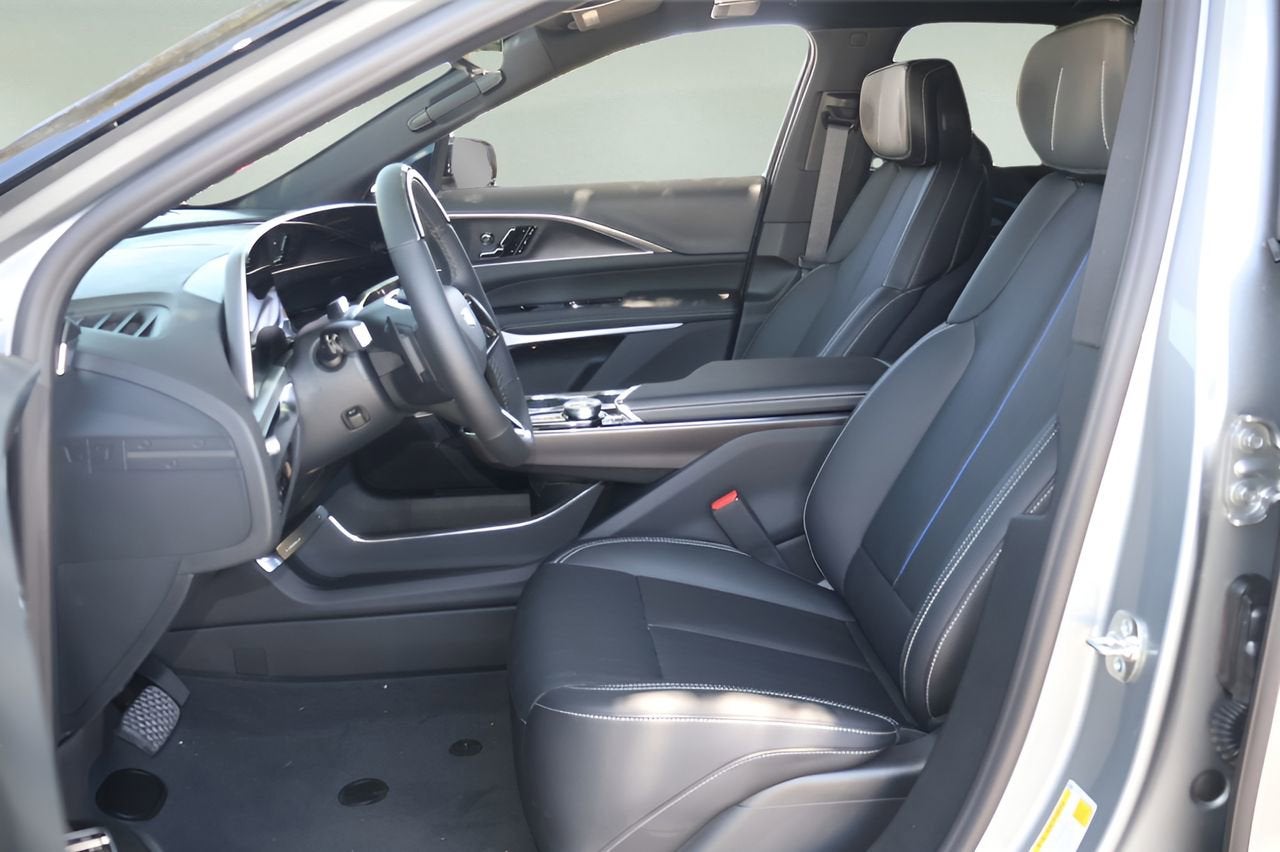 2026 Cadillac LYRIQ Premium Sport