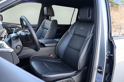 2023 Cadillac Escalade ESV Sport