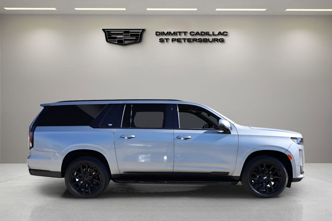 2023 Cadillac Escalade ESV Sport