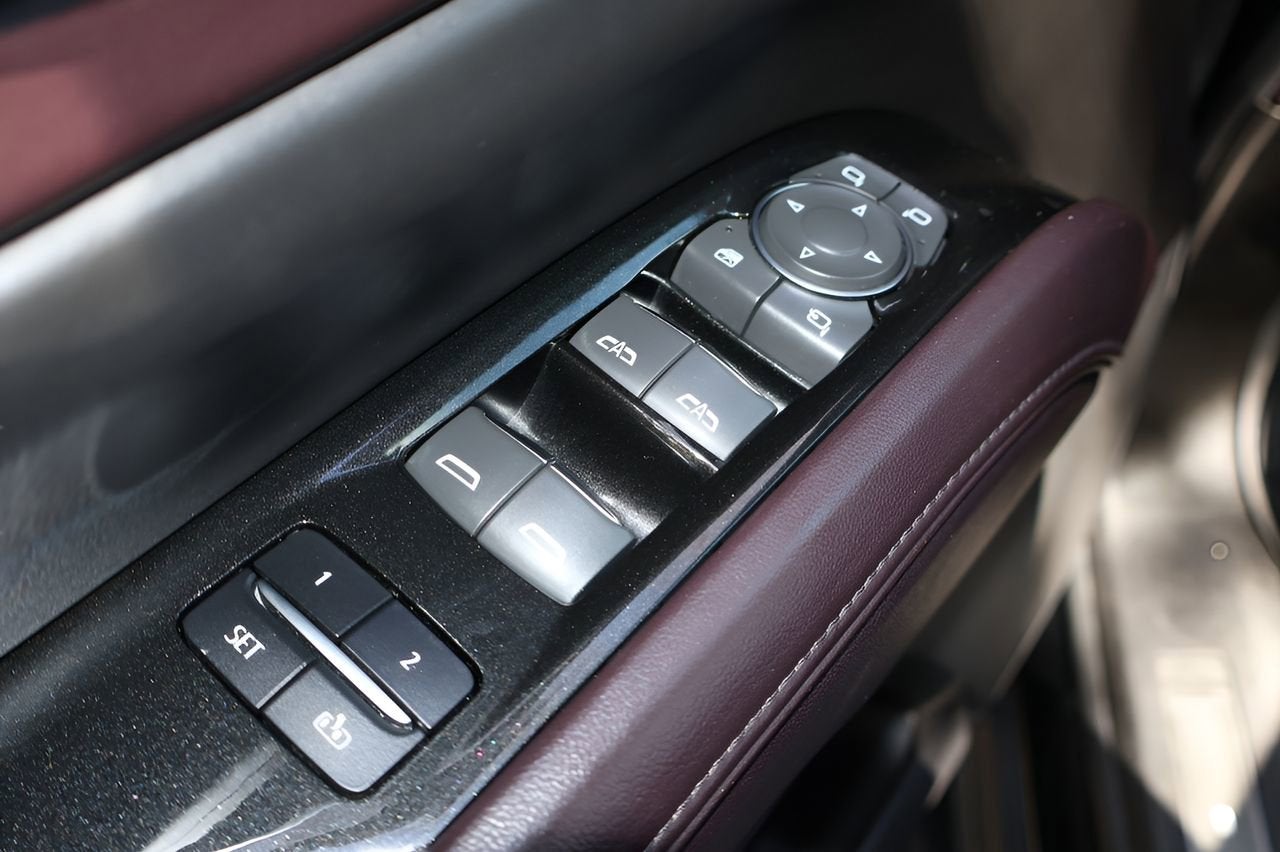 2023 Cadillac Escalade ESV Sport Platinum