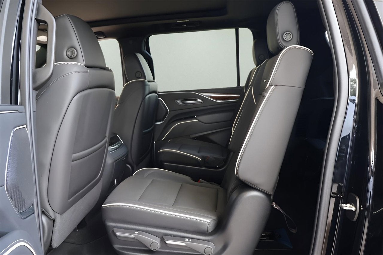 2024 Cadillac Escalade ESV Premium Luxury