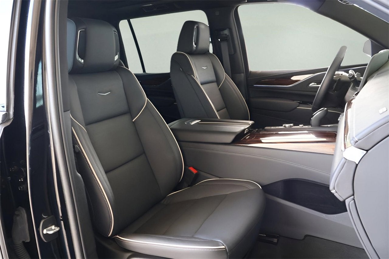 2024 Cadillac Escalade ESV Premium Luxury