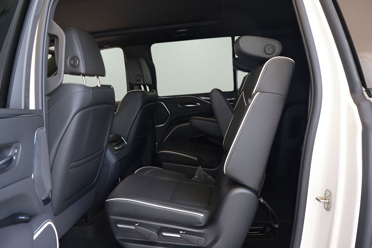 2022 Cadillac Escalade ESV Sport