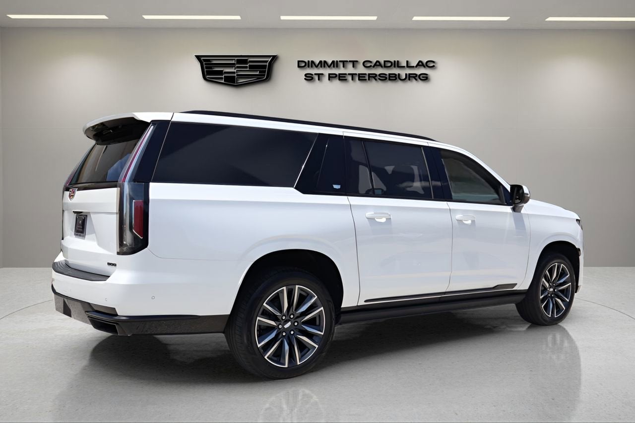 2022 Cadillac Escalade ESV Sport