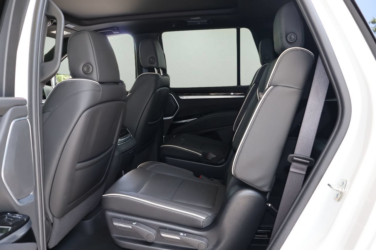 2025 Cadillac Escalade Premium Luxury