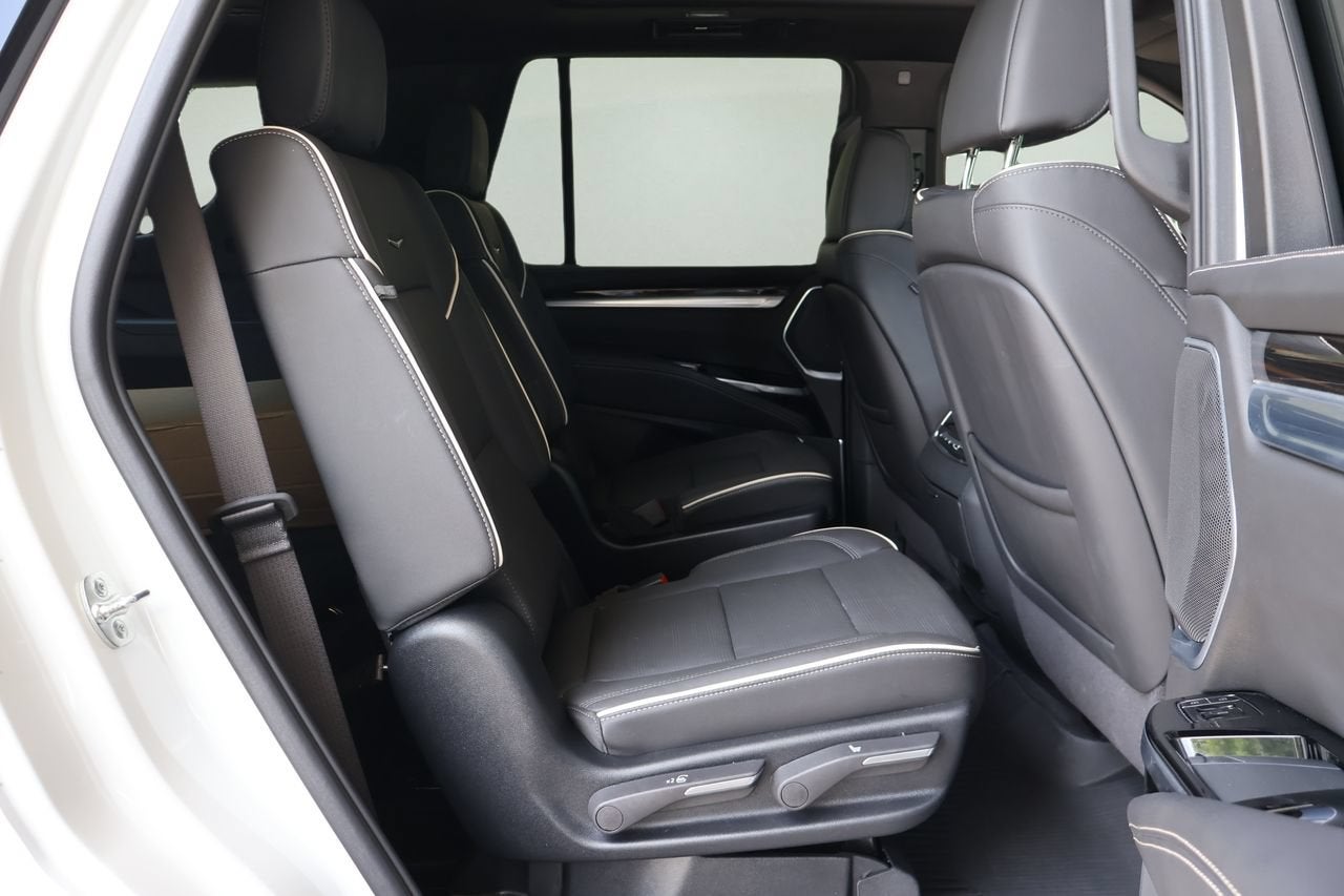 2025 Cadillac Escalade Premium Luxury