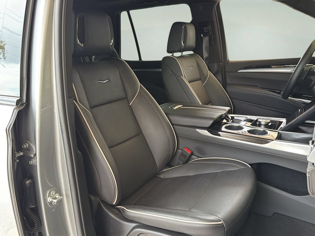 2025 Cadillac Escalade Sport