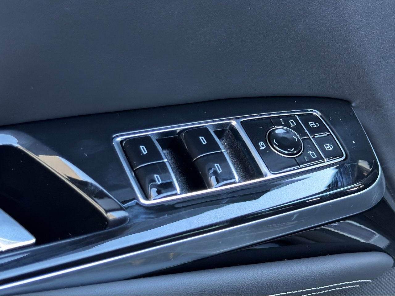2027 Cadillac Escalade Platinum Sport
