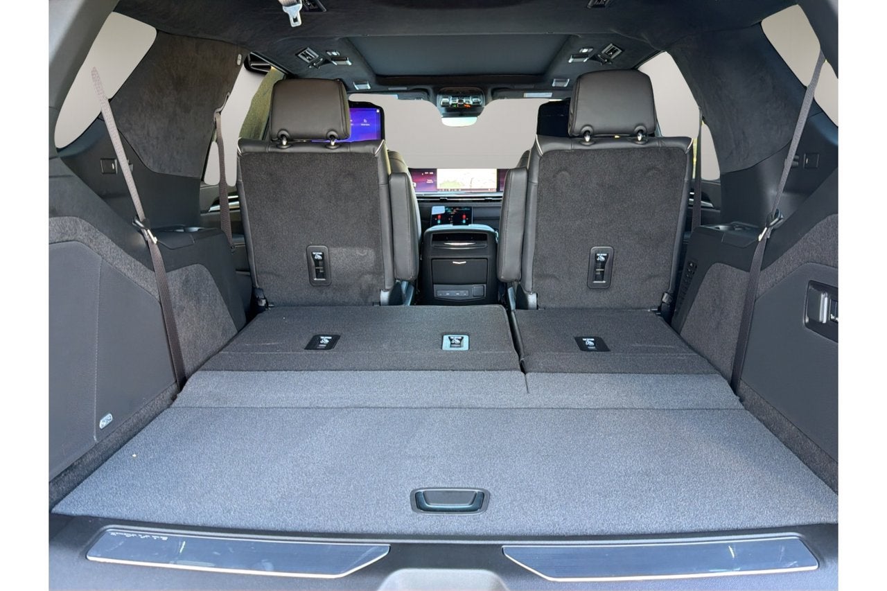 2027 Cadillac Escalade Platinum Sport