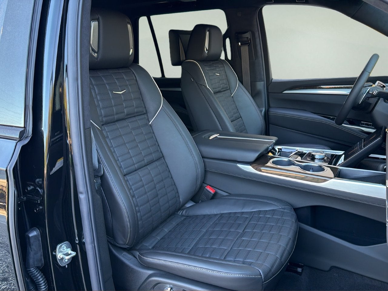 2027 Cadillac Escalade Platinum Sport