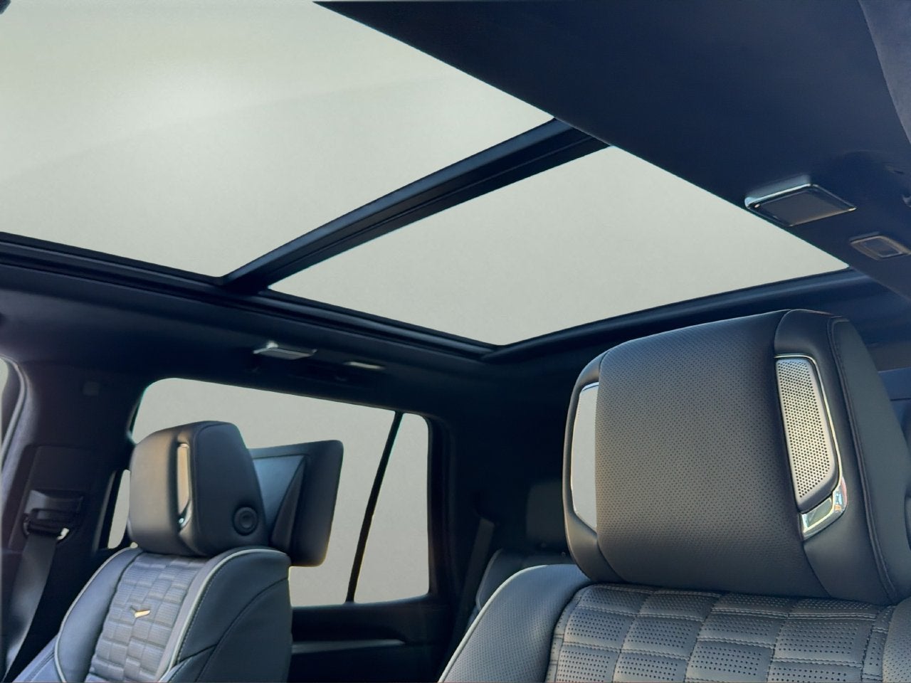 2027 Cadillac Escalade Platinum Sport