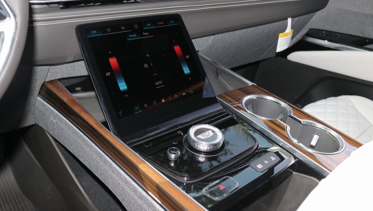 2026 Cadillac Escalade Platinum Sport