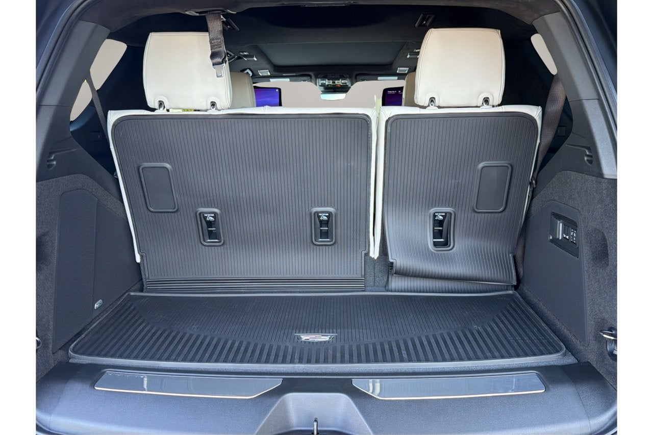 2027 Cadillac Escalade Platinum Sport