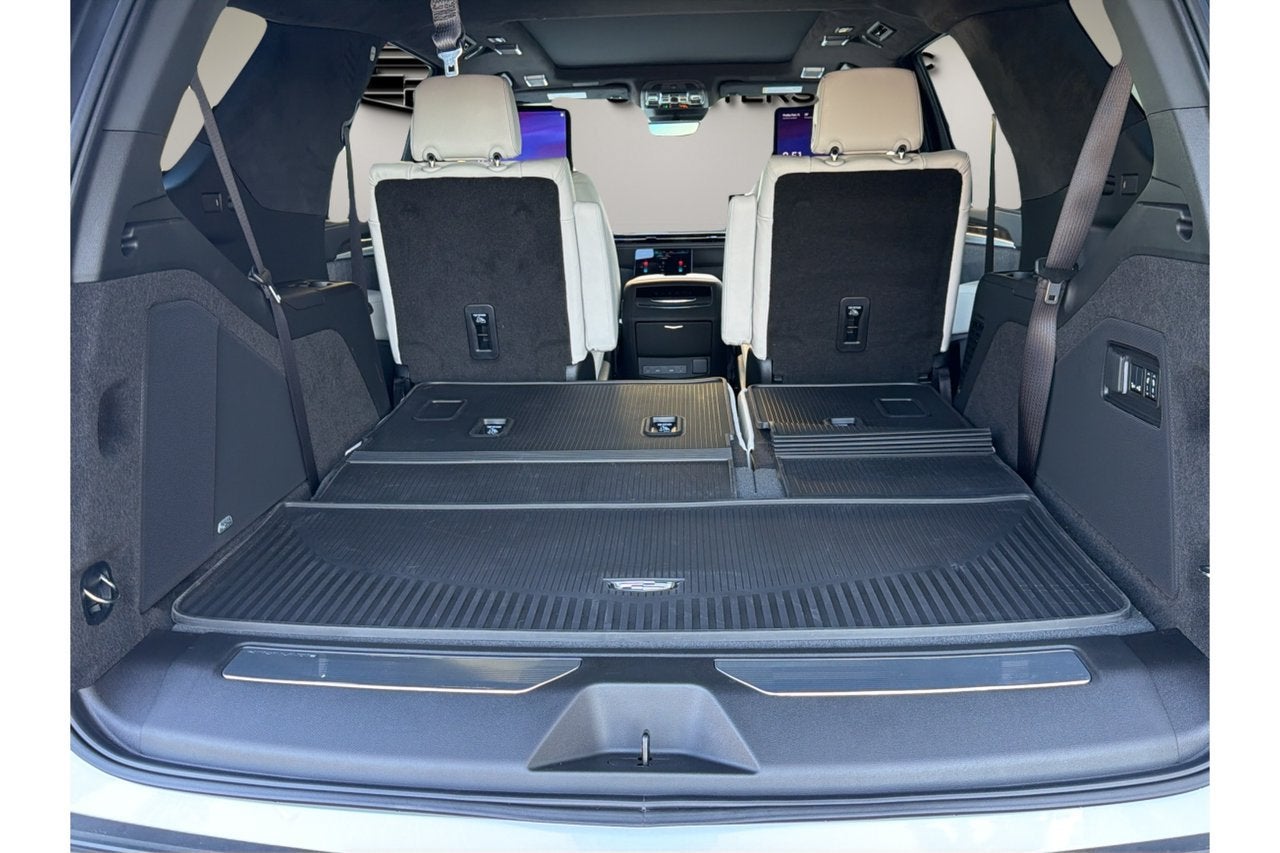 2027 Cadillac Escalade Platinum Sport