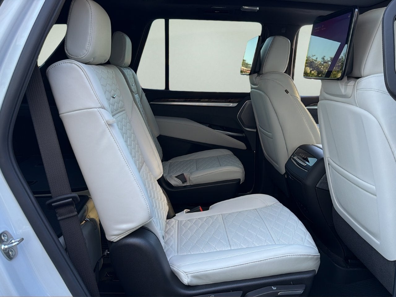 2027 Cadillac Escalade Platinum Sport