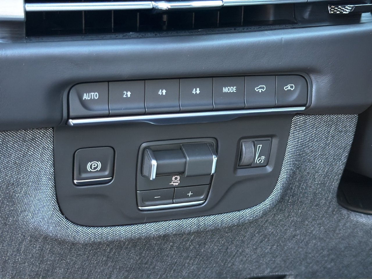 2027 Cadillac Escalade Platinum Sport