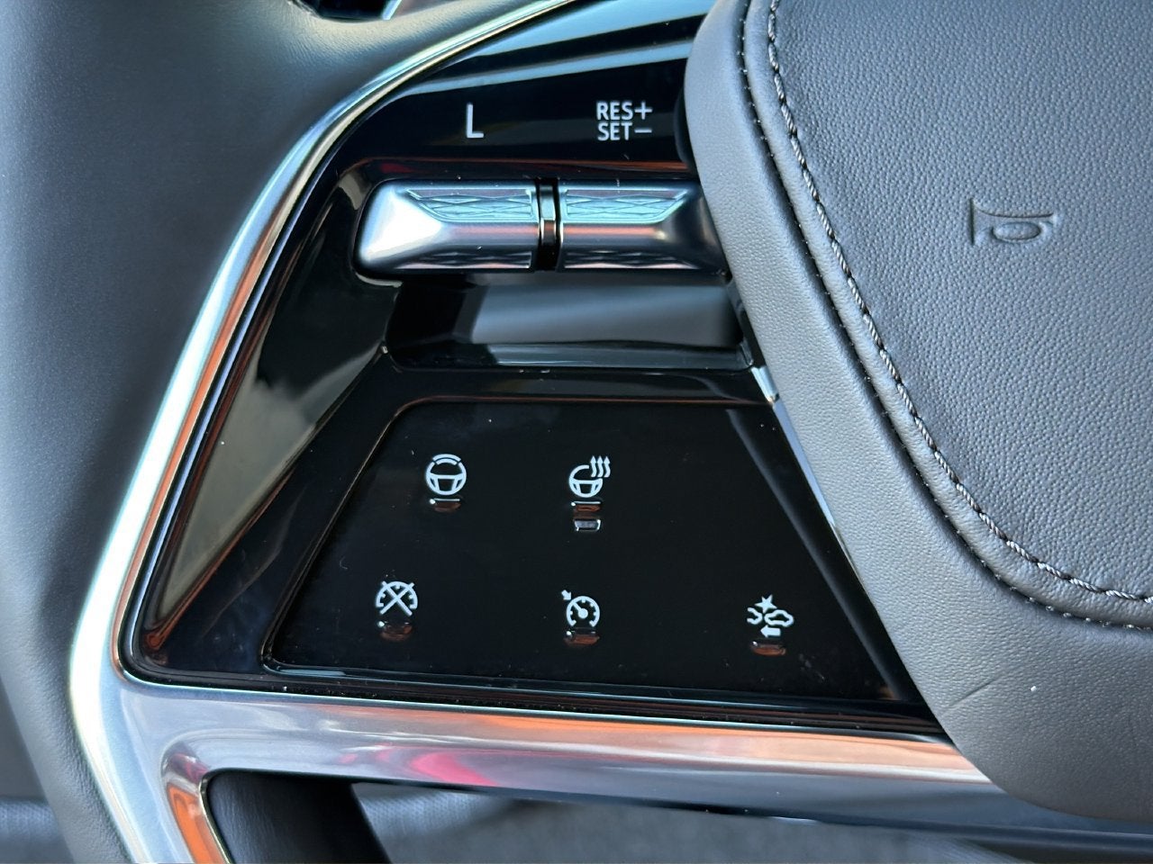2027 Cadillac Escalade Platinum Sport