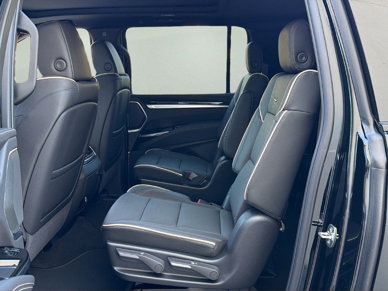 2027 Cadillac Escalade ESV 4WD Sport