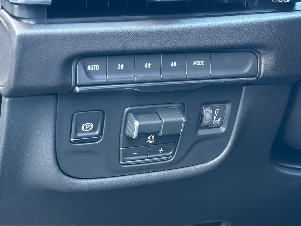 2027 Cadillac Escalade ESV 4WD Sport