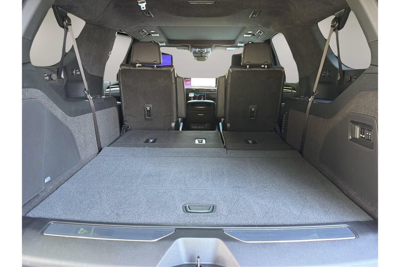 2026 Cadillac Escalade ESV Platinum Sport